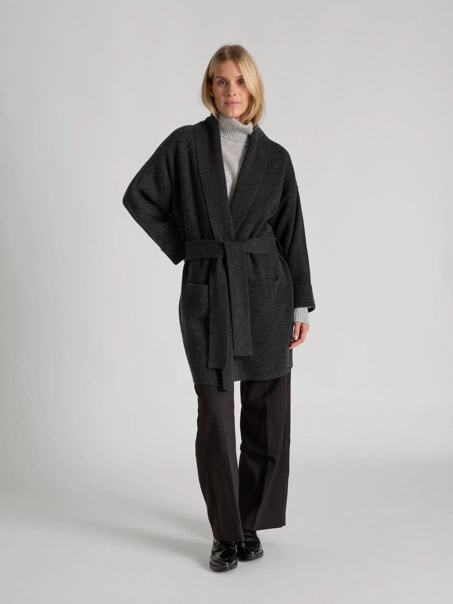 Cashmere coat "Liv" - charcoal